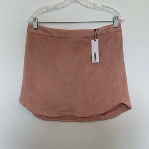 Suede pink skirt